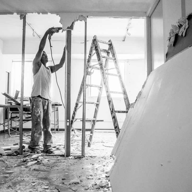 brands-people-2_9qLMsu4NI-unsplash